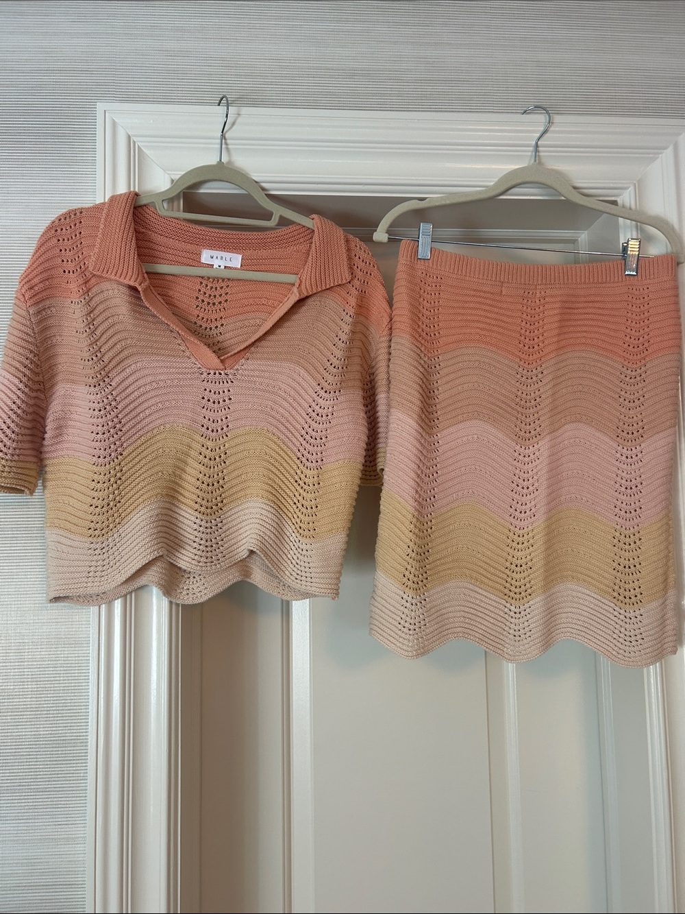 MARELLA Pink & Beige Striped Knit V-Neck Sweater Set